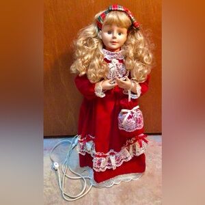 Continuous Motion Christmas Doll 24”Scottish Girl 1988 Animated Telco Motionette
